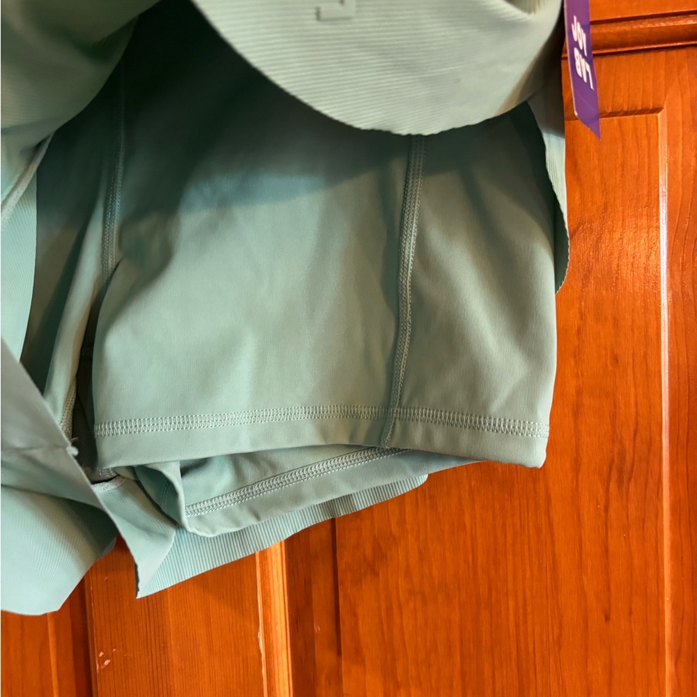 Women’s Mid Rise shorts with built in briefs Size medium Brand New - Picture 7 of 7